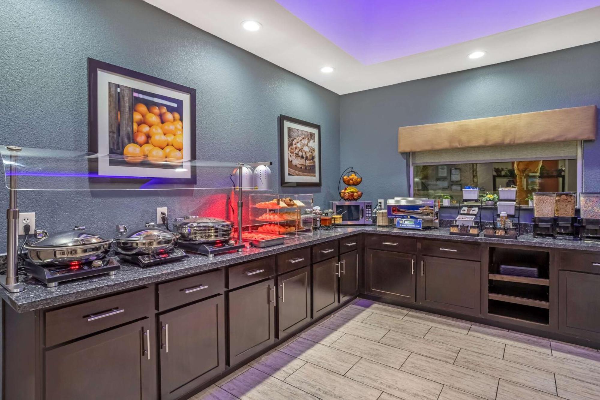 Best Western Plus Lake Jackson Inn & Suites Extérieur photo